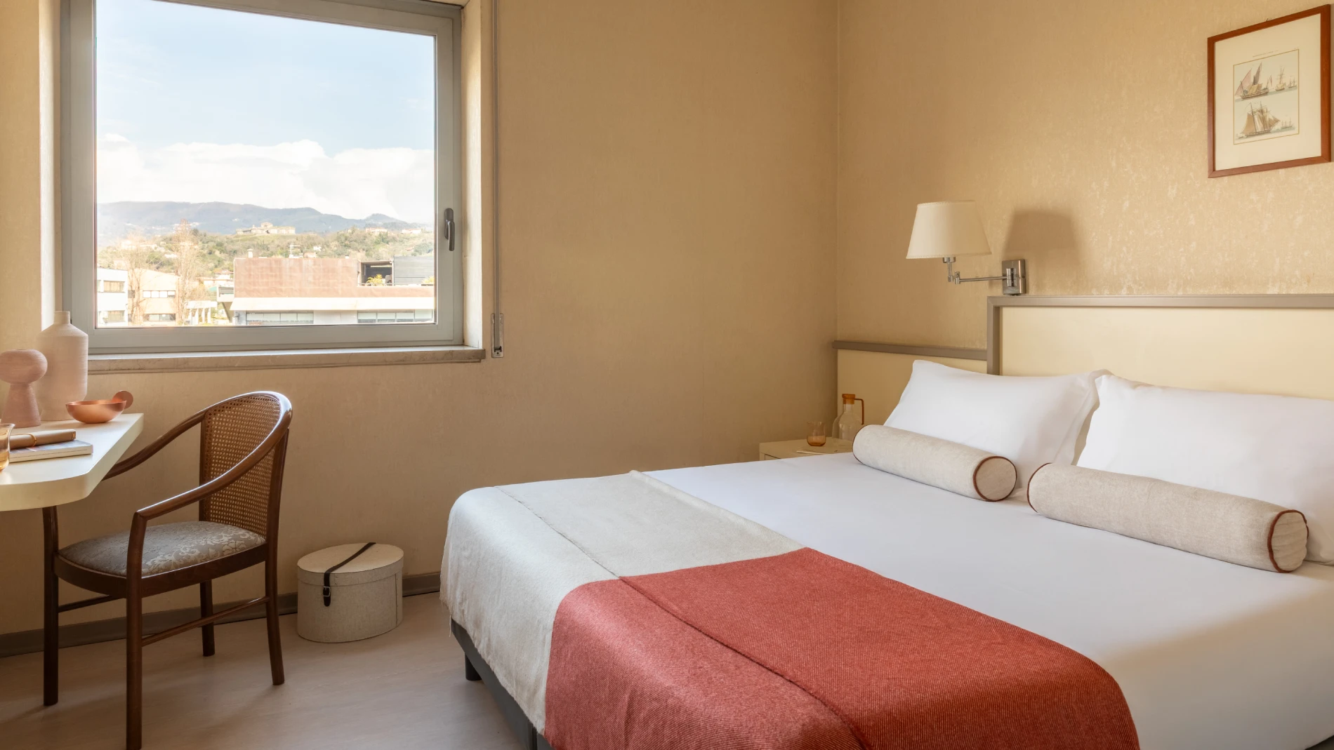 Relaxing double room with open view, perfect for a comfortable stay in Liguria - Hotel Al Sant'Andrea, BZAR hotels in Liguria