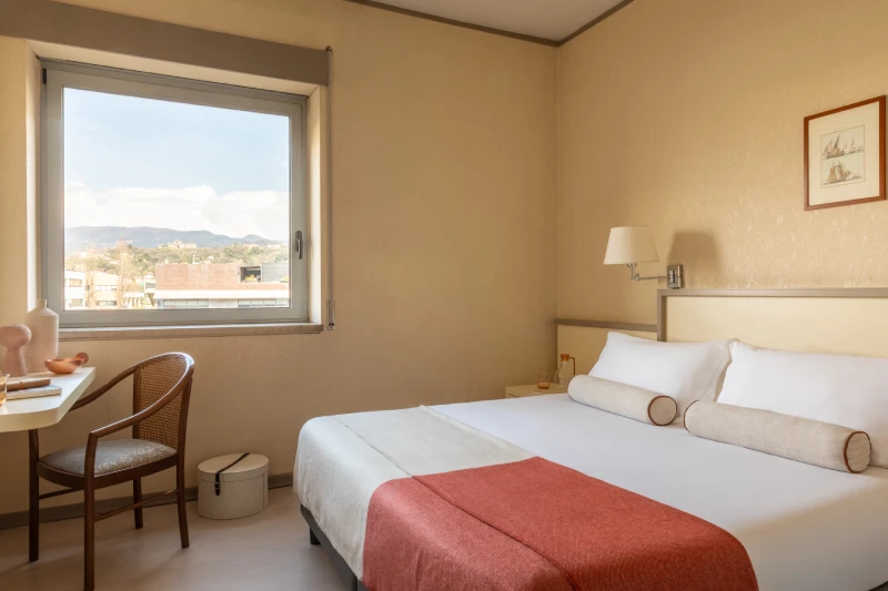 Family room with bunk bed and welcoming sleeping area, perfect for families and groups travelling in Liguria - Hotel Al Sant'Andrea, BZAR hotels in Liguria